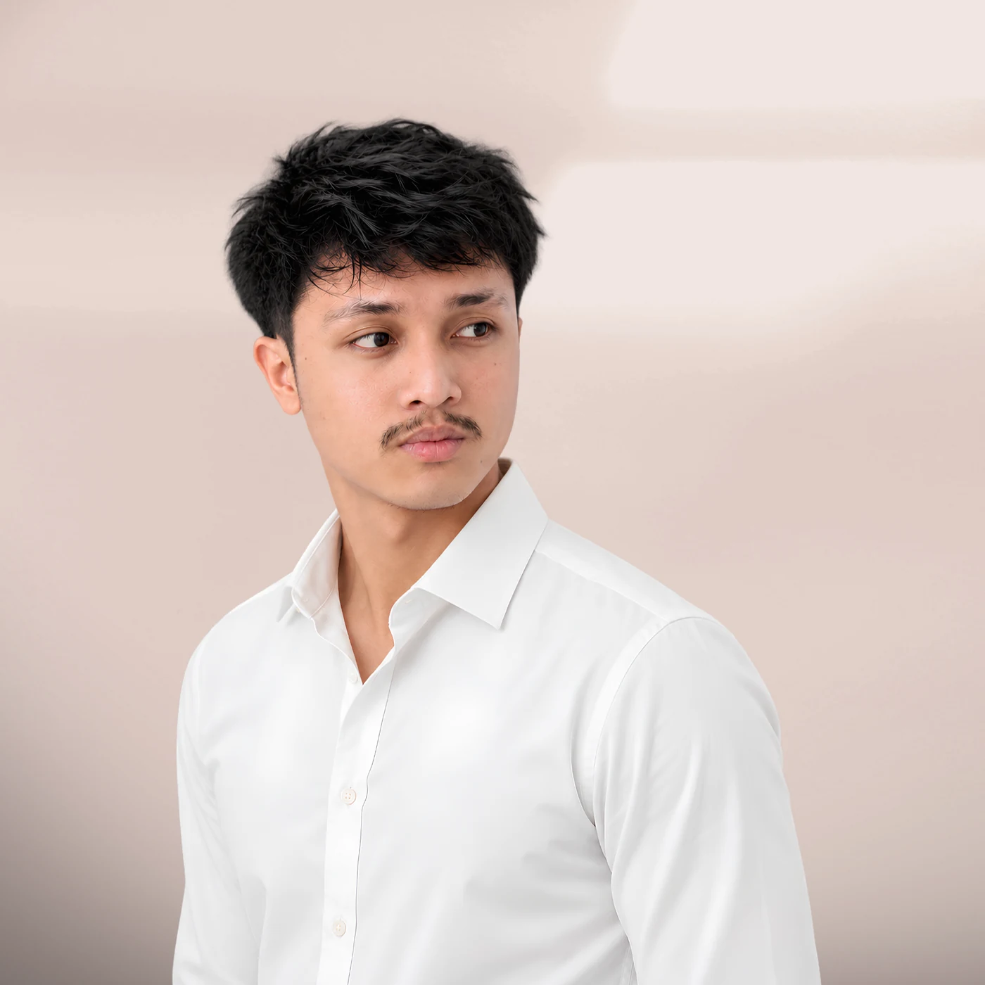 Professional portrait of Greg Avelino